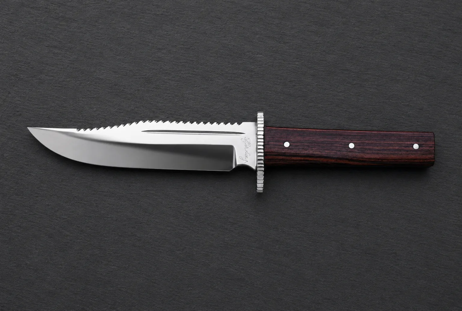 Handmade bowie knives by Lloyd Harding