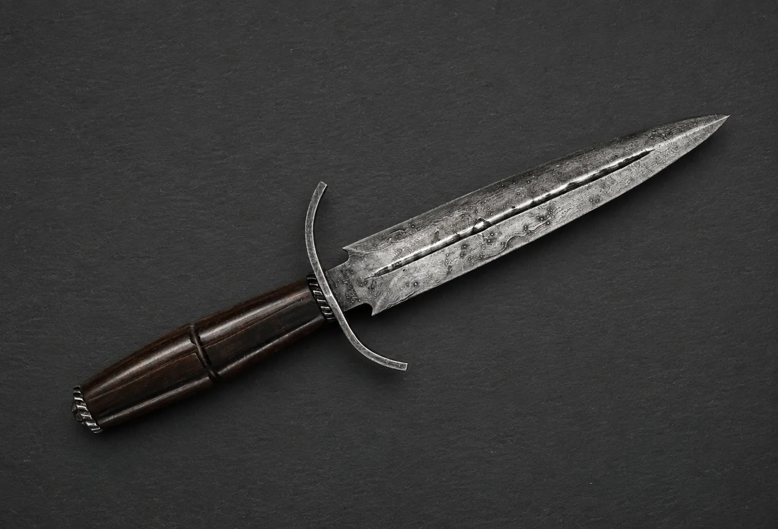 Handmade daggers by Lloyd Harding