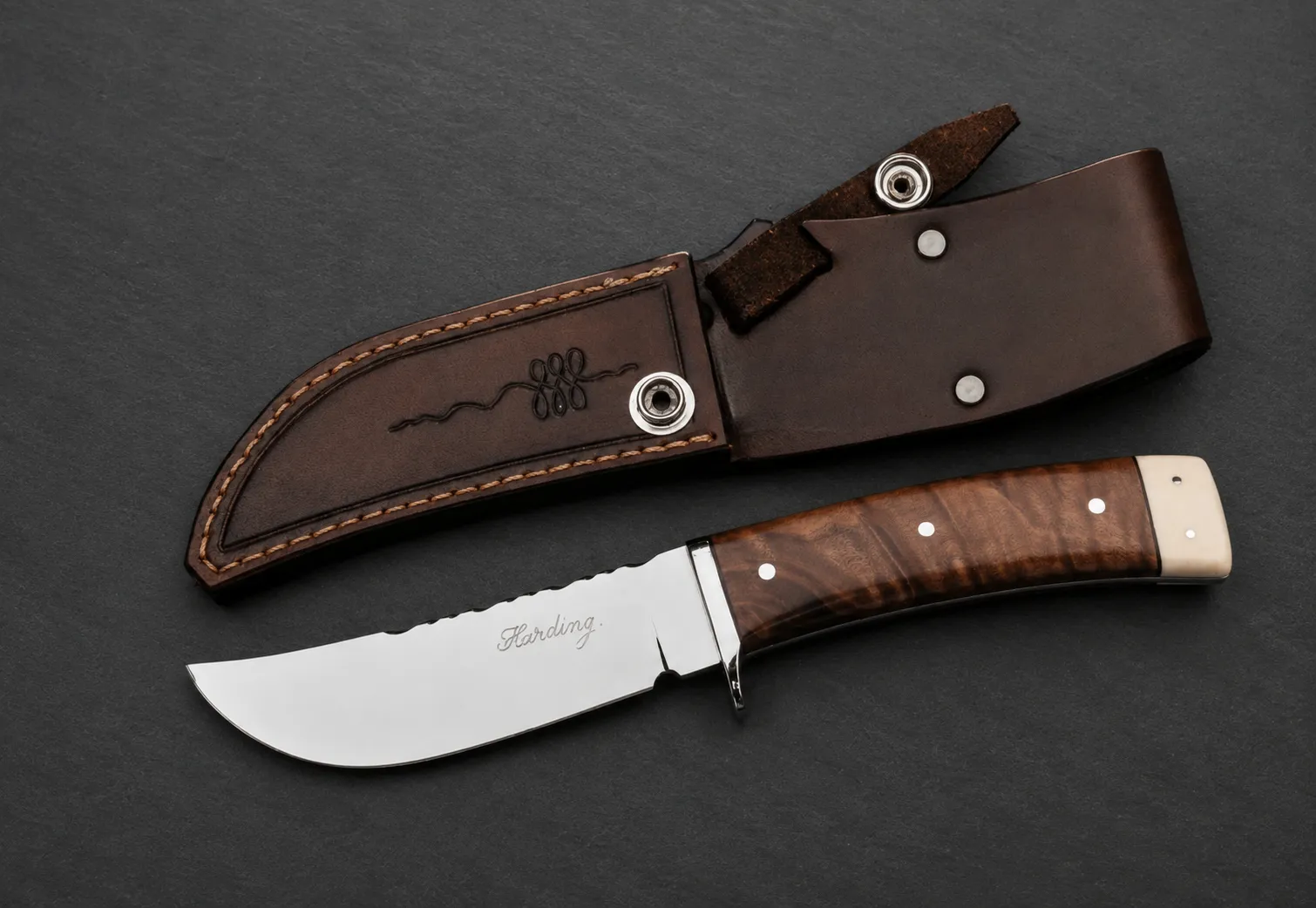 Handmade hunting knives by Lloyd Harding