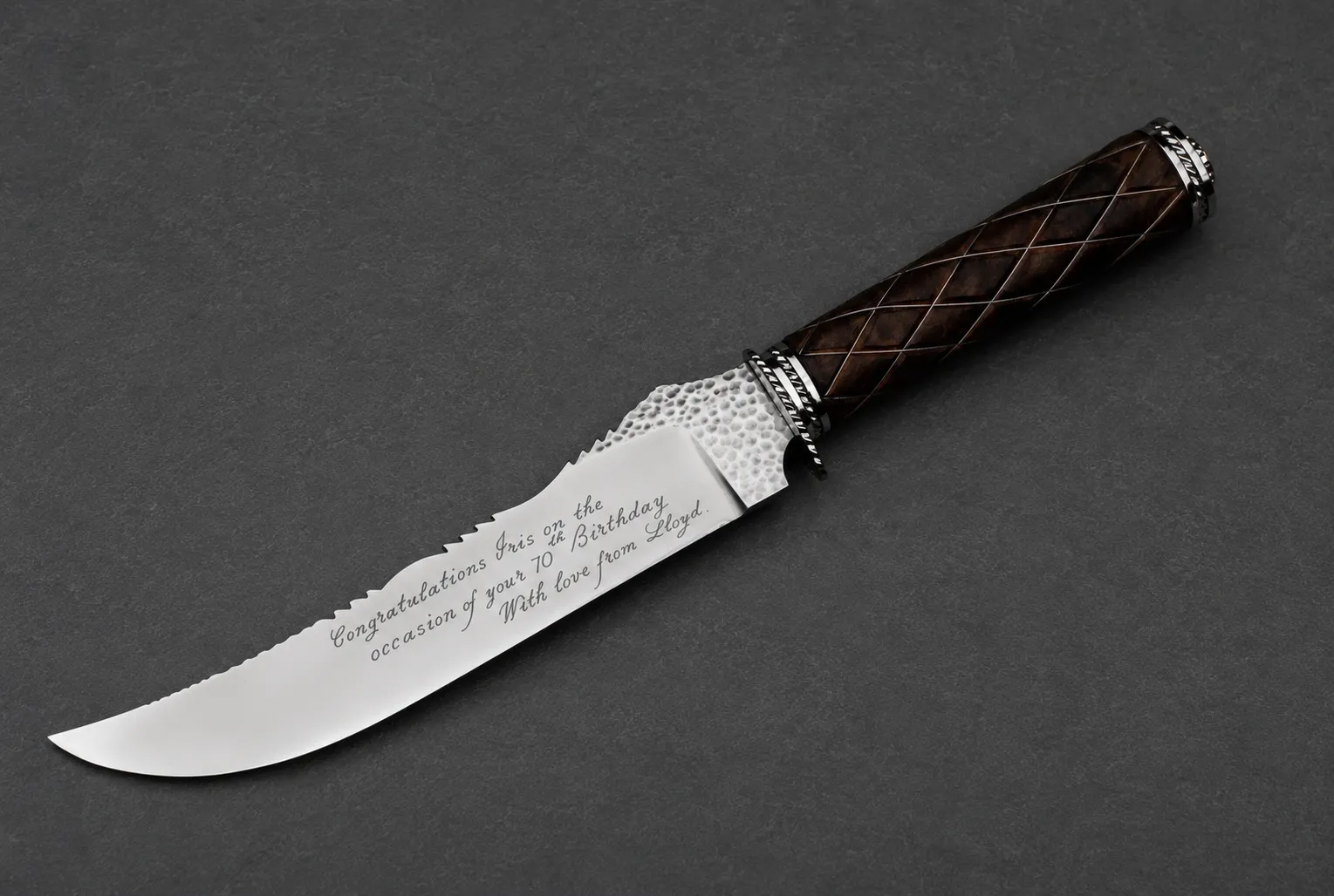 Handmade hunting knives by Lloyd Harding
