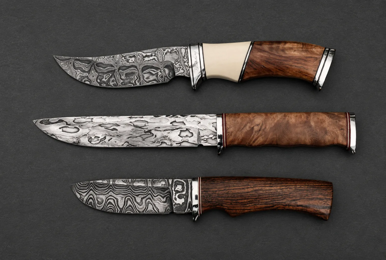 Handmade hunting knives by Lloyd Harding