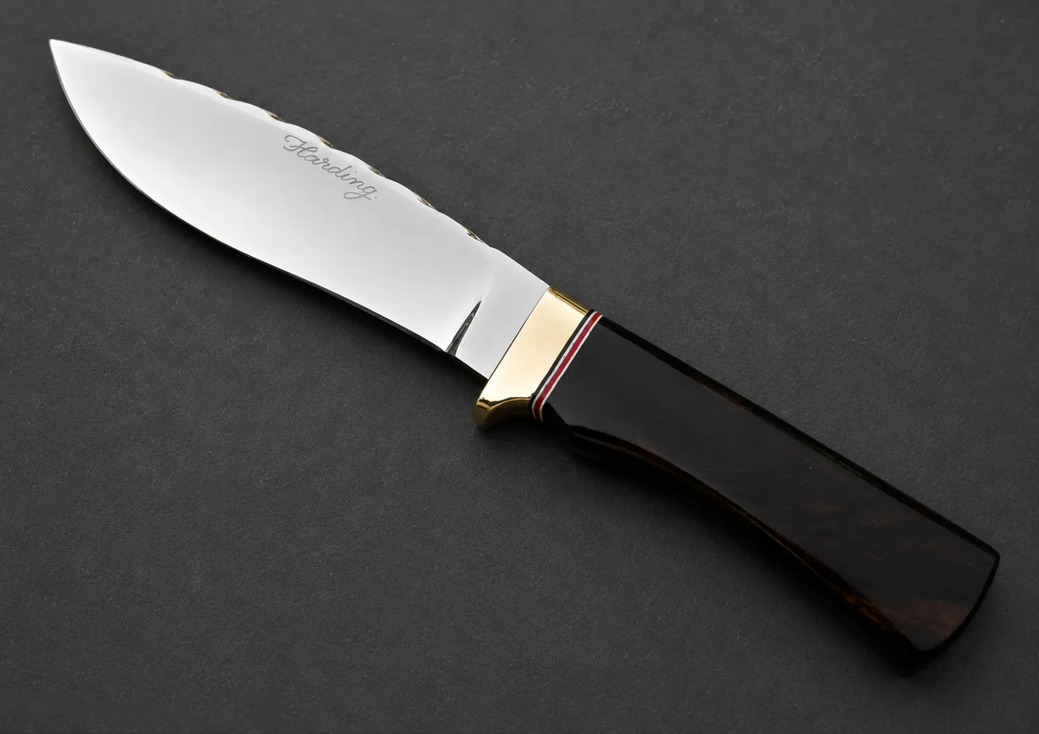 Handmade hunting knives by Lloyd Harding
