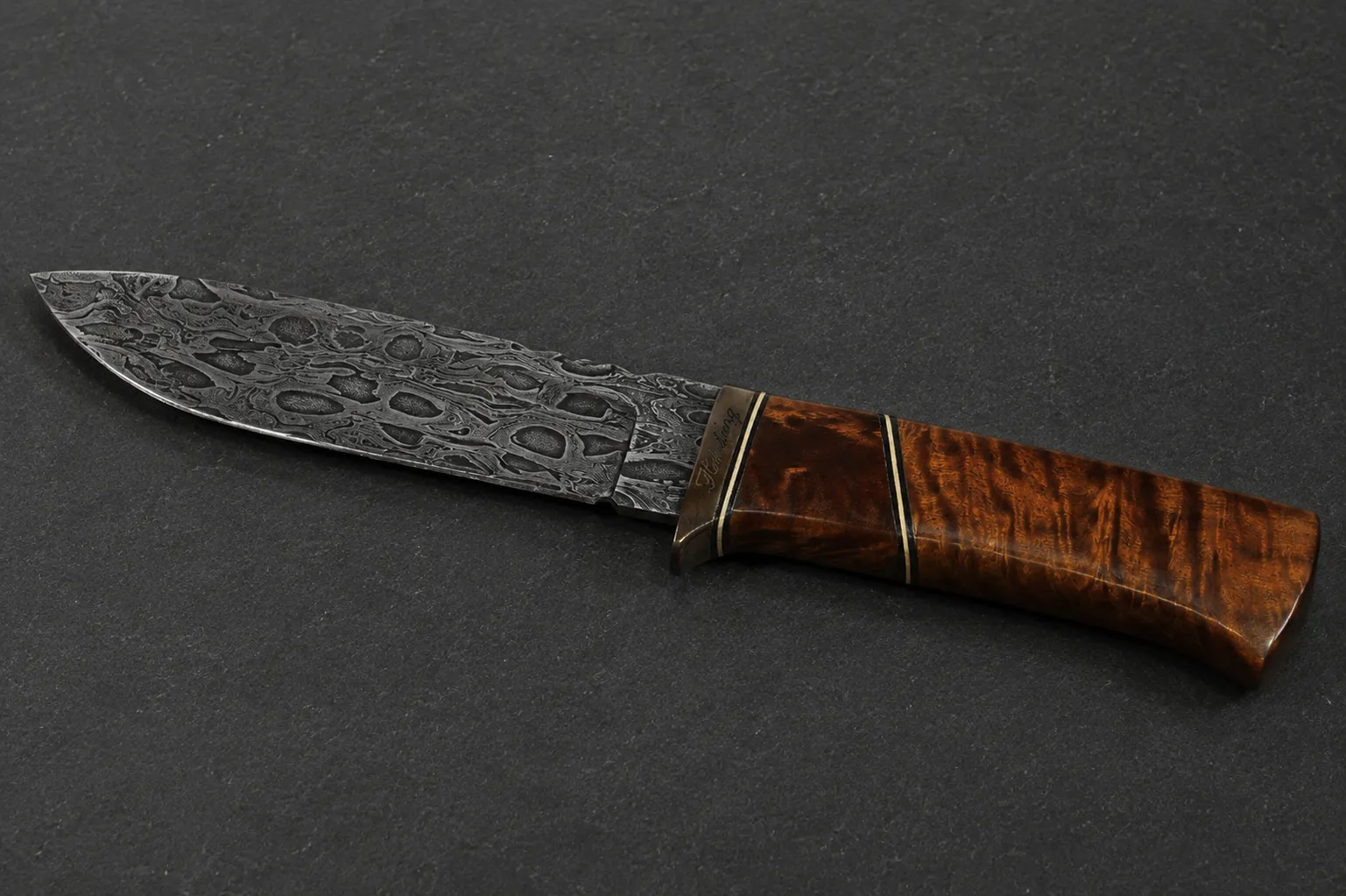 Handmade skinning knives by Lloyd Harding