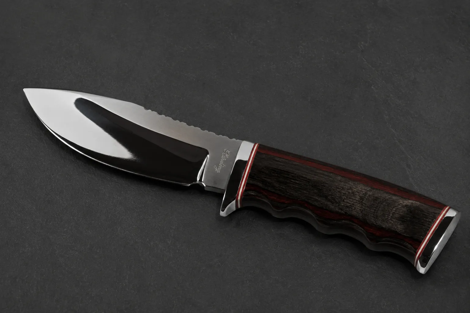 Handmade skinning knives by Lloyd Harding