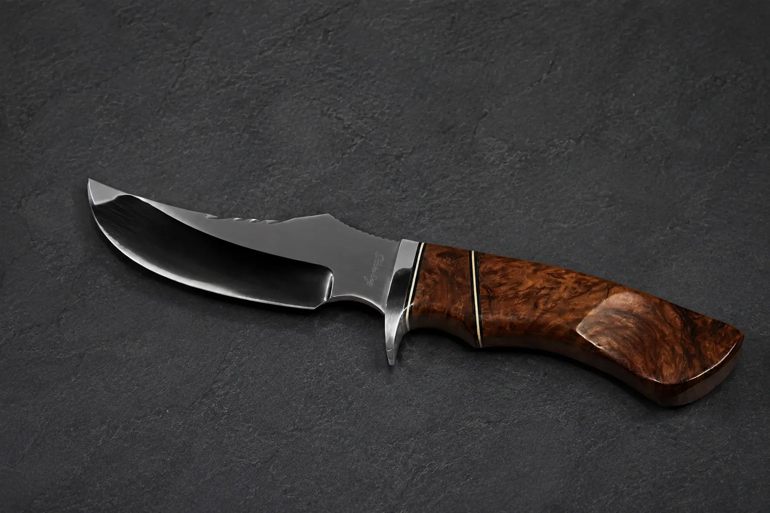 Handmade skinning knives by Lloyd Harding