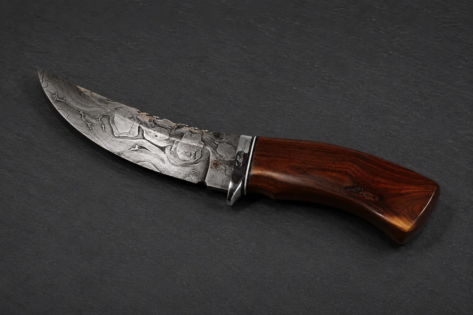 Handmade skinning knives by Lloyd Harding