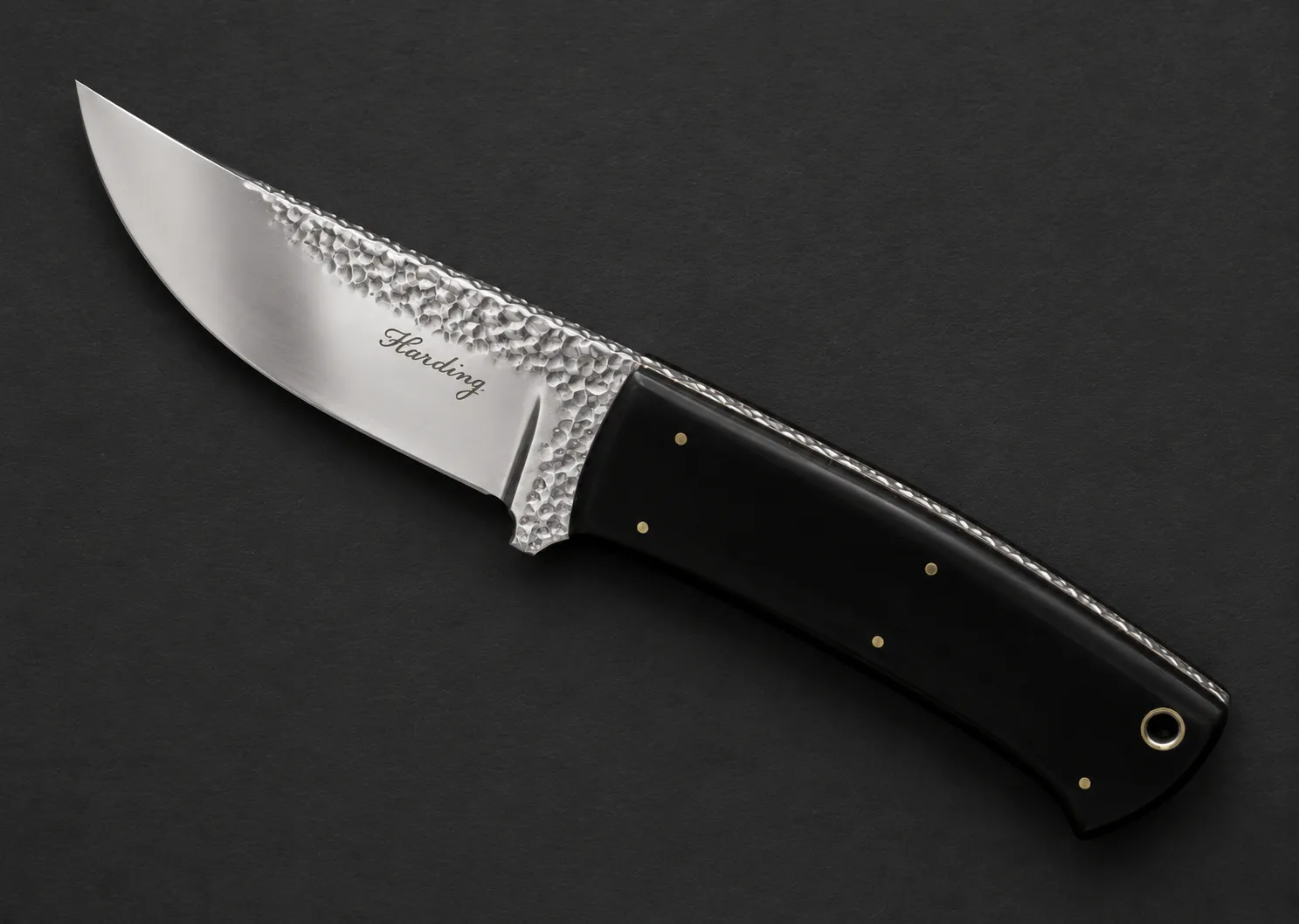 Handmade skinning knives by Lloyd Harding