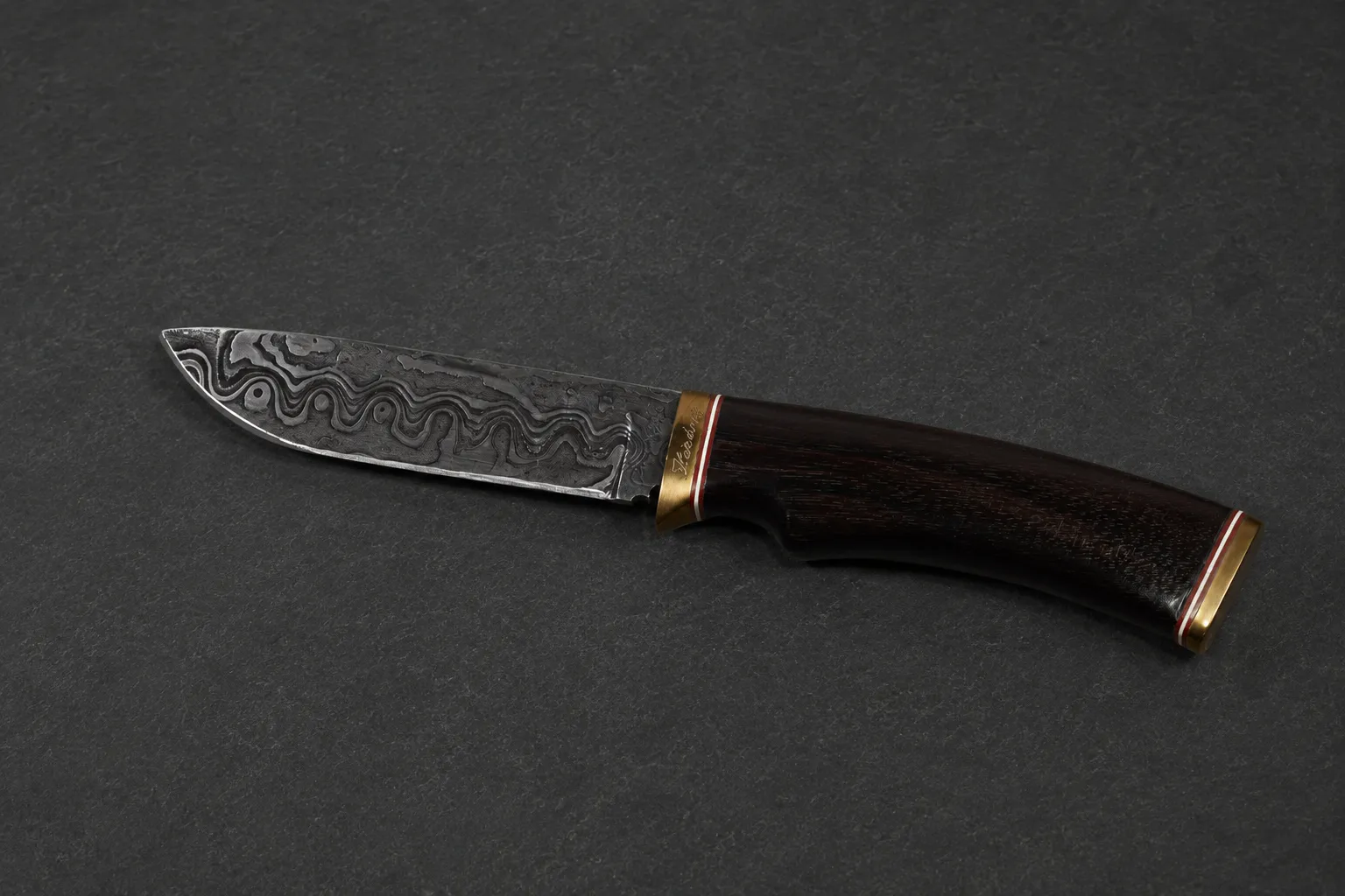 Handmade utility knives by Lloyd Harding