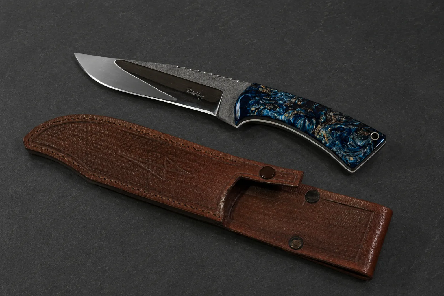 Handmade utility knives by Lloyd Harding