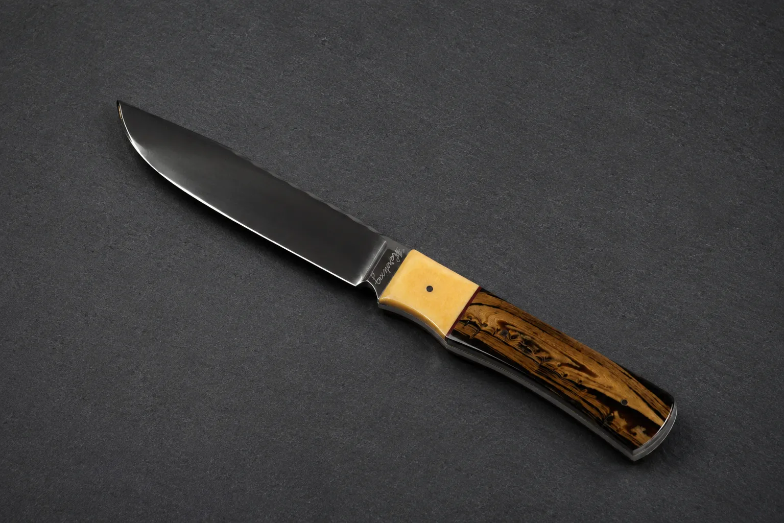 Handmade utility knives by Lloyd Harding
