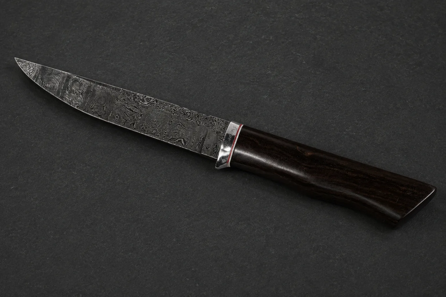 Handmade utility knives by Lloyd Harding