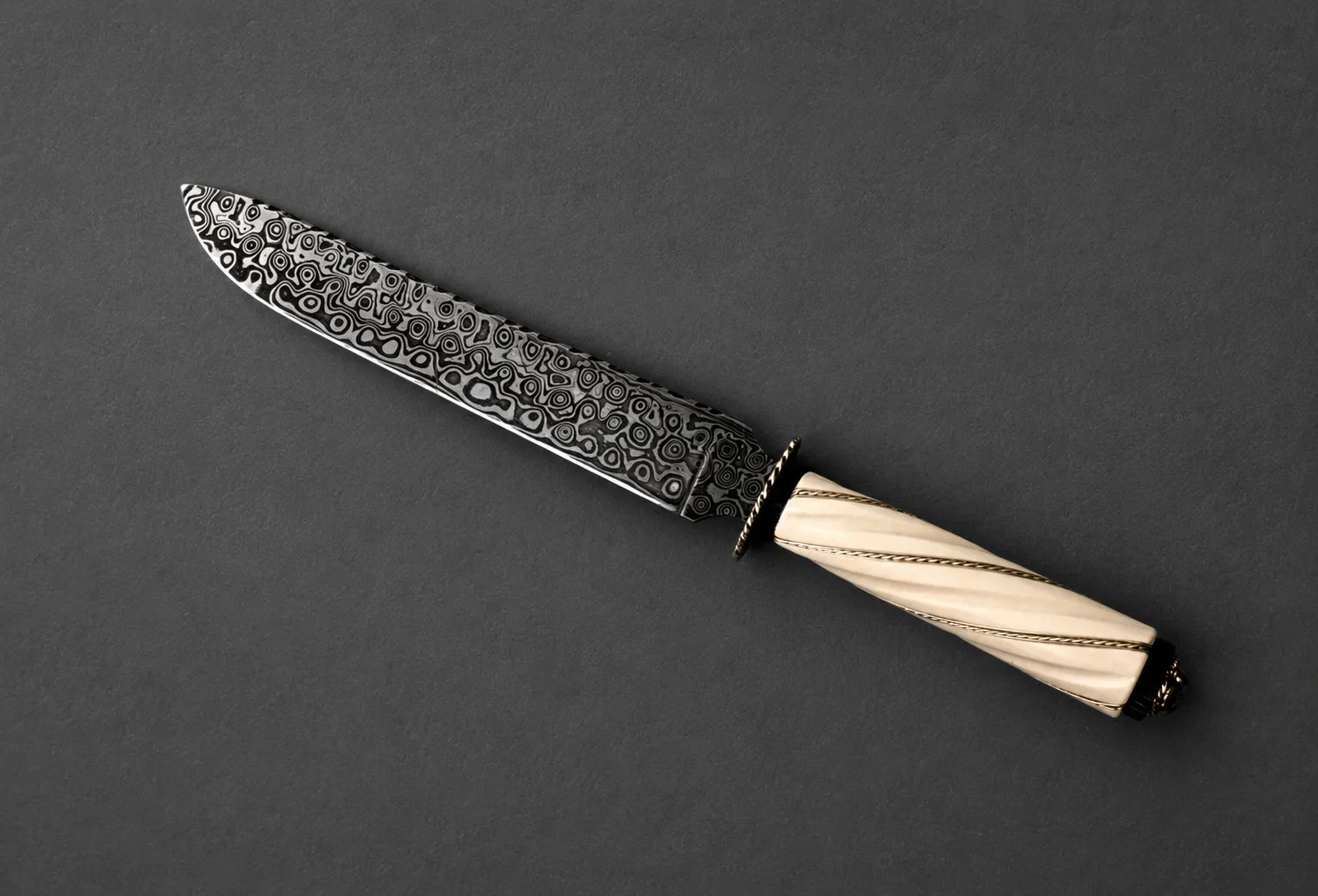 Handmade wedding knives by Lloyd Harding
